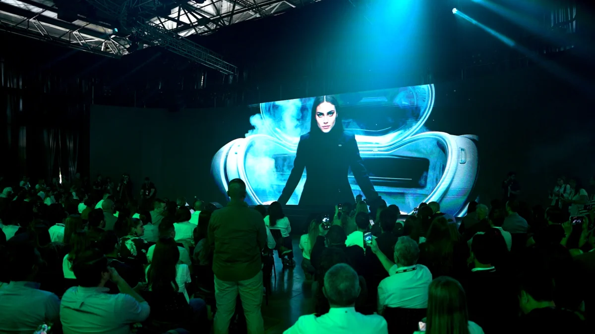 Biky asistió a cientos de personas durante el evento