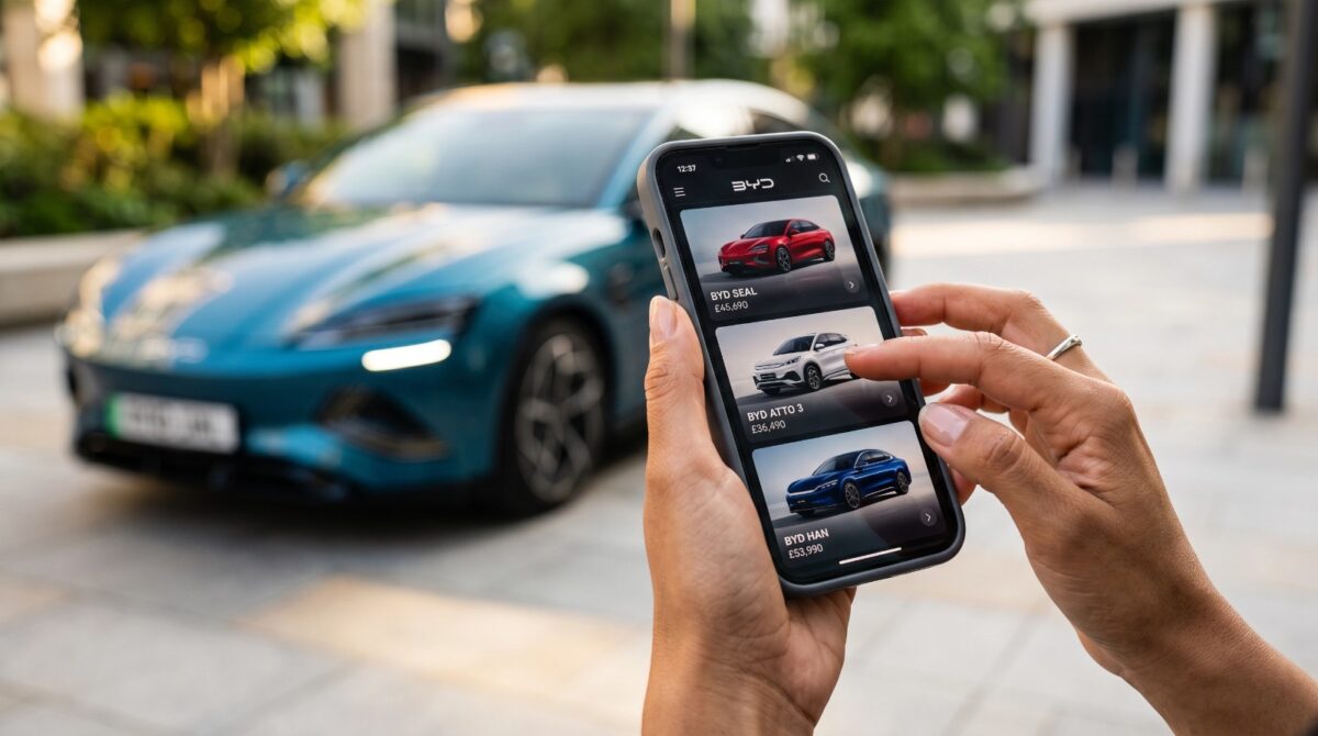 Automotive inventory connected to a conversational catalog to organize models, versions, prices, and availability in a more efficient sales experience.